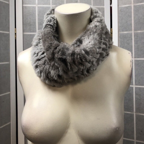 JMCL,Woman,Fir Rabbit Scarf,Gray,One Size.! - Picture 1 of 6